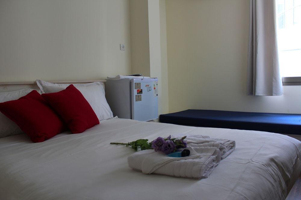 Aliyah Return Center Bed and Breakfast Degania Bet Exterior foto