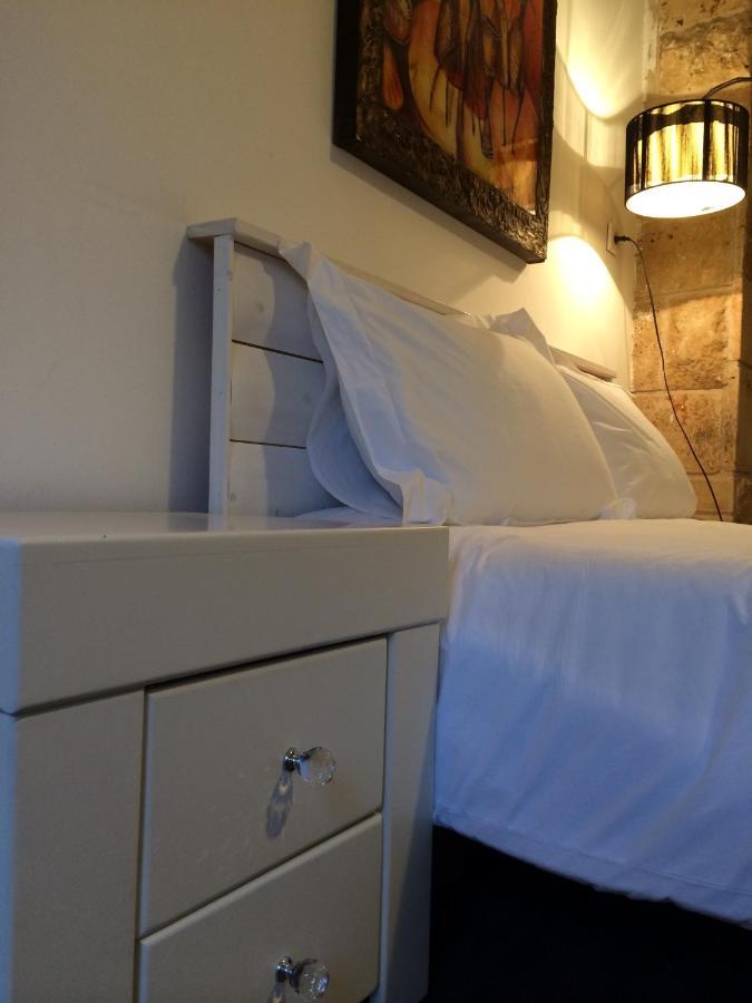 Aliyah Return Center Bed and Breakfast Degania Bet Habitación foto