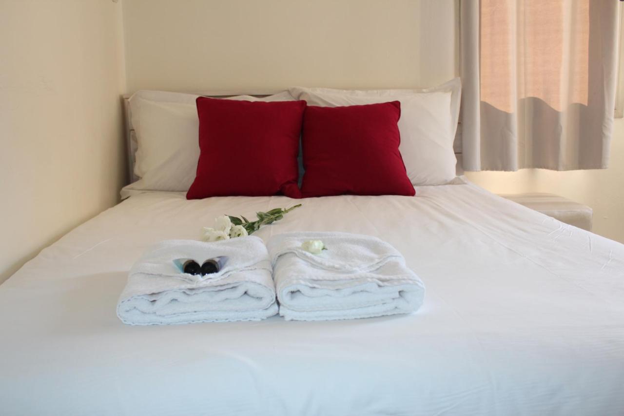 Aliyah Return Center Bed and Breakfast Degania Bet Habitación foto