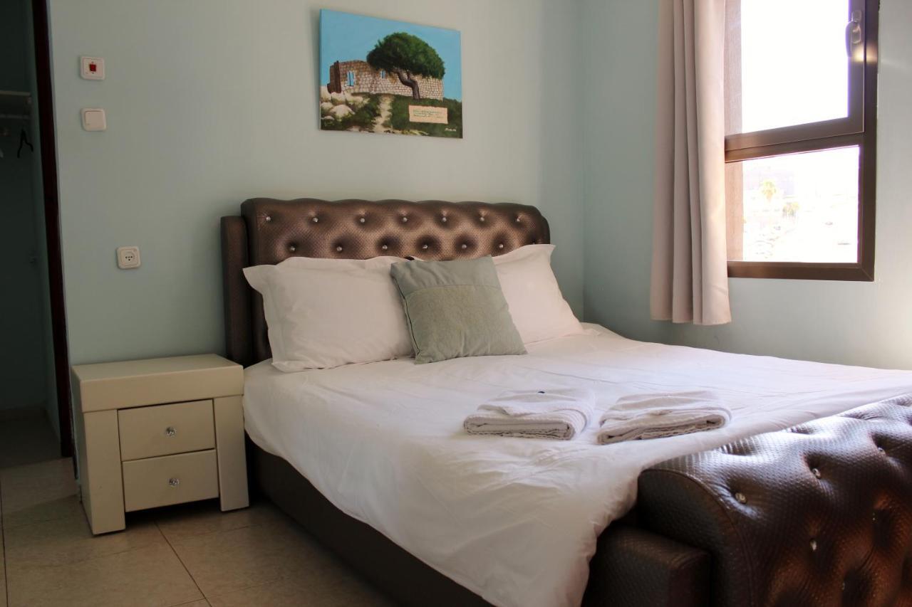 Aliyah Return Center Bed and Breakfast Degania Bet Habitación foto