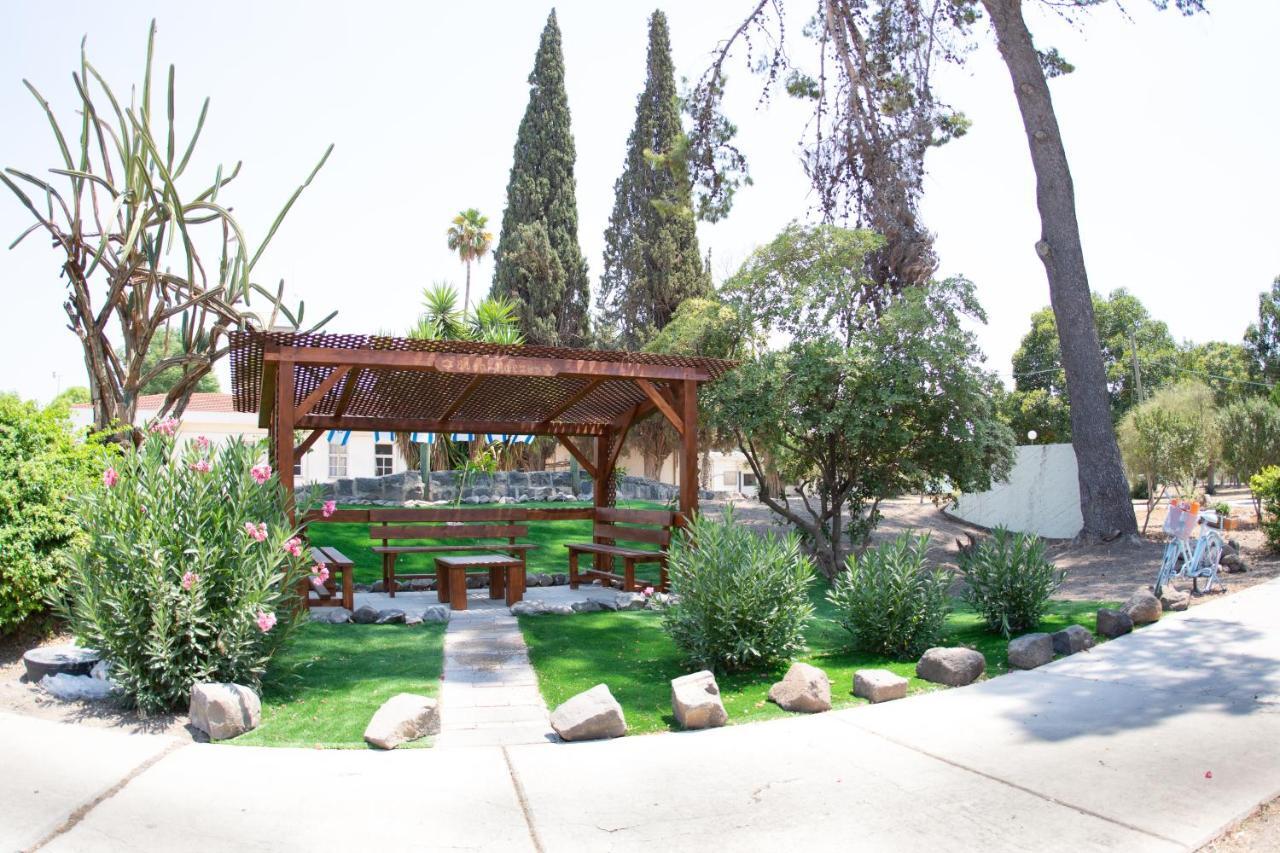 Aliyah Return Center Bed and Breakfast Degania Bet Exterior foto